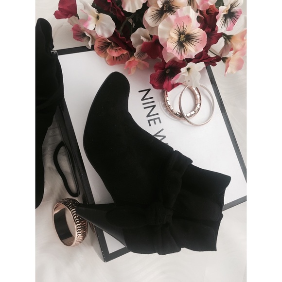⚫️ Black Nine West Boot Heels ⚪️ - Picture 3 of 6